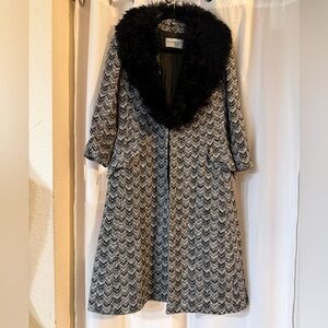 Vintage Windsmoor Chevron Wool Coat Faux Fur Collar made in England